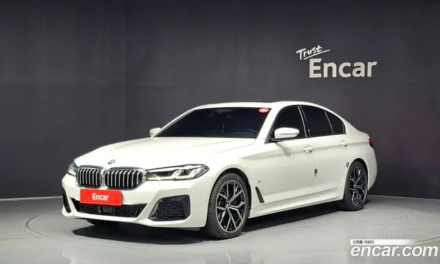 BMW 5 серия, 2023, 29 486 км