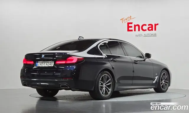 BMW 5 серия, 2023, 14 546 км