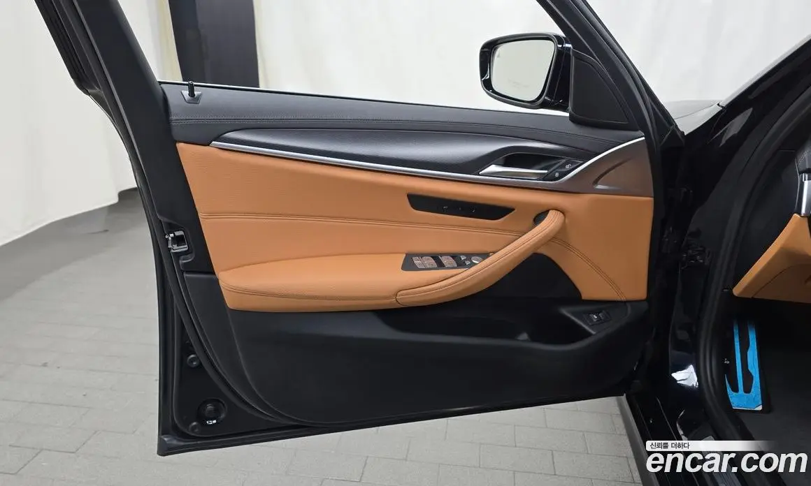 BMW 5 серия 2023 2.0 автомат (гидро), фото 13