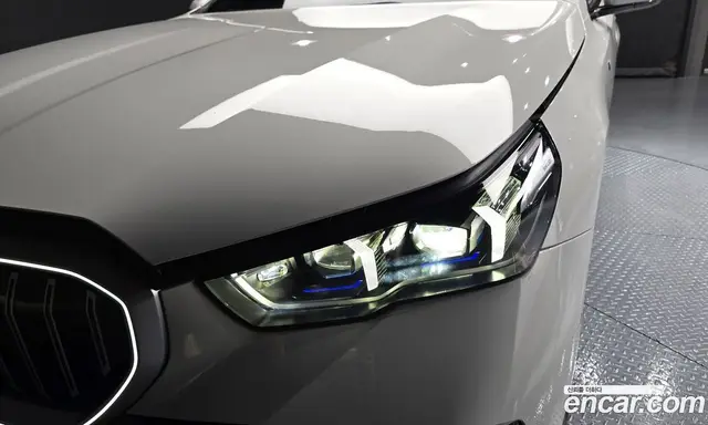 BMW 5 серия 2024 2.0 автомат (гидро), миниатюра 8 BMW 5 серия 2024 2.0 автомат (гидро), миниатюра 8