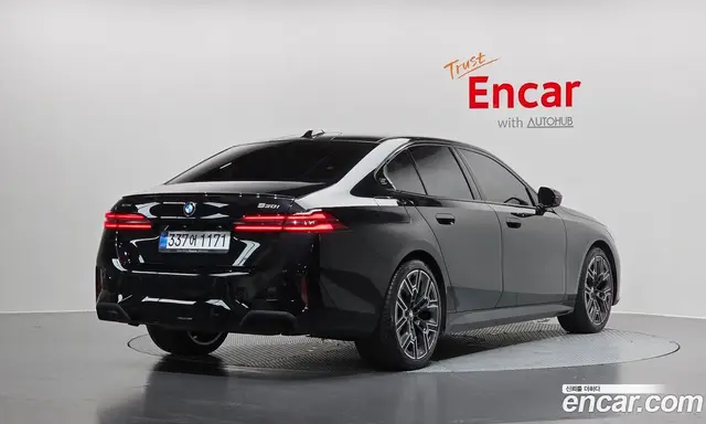 BMW 5 серия 2025 2.0 автомат (гидро), миниатюра 2