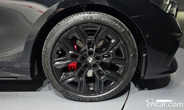 BMW 5 серия 2025 2.0 автомат (гидро), миниатюра 7