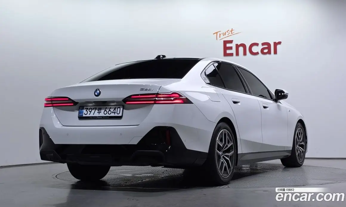 BMW 5 серия 2025 2.0 автомат (гидро), фото 2 BMW 5 серия 2025 2.0 автомат (гидро), фото 2