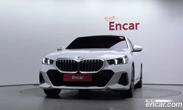 BMW 5 серия 2025 2.0 автомат (гидро), миниатюра 3 BMW 5 серия 2025 2.0 автомат (гидро), миниатюра 3