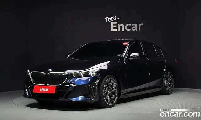 BMW 5 серия, 2025, 19 168 км