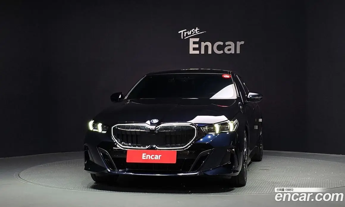 BMW 5 серия 2025 2.0 автомат (гидро), фото 3 BMW 5 серия 2025 2.0 автомат (гидро), фото 3