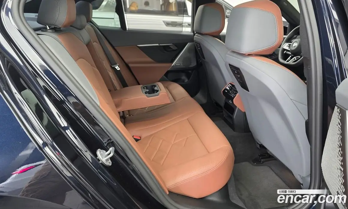 BMW 5 серия 2025 2.0 автомат (гидро), фото 17 BMW 5 серия 2025 2.0 автомат (гидро), фото 17