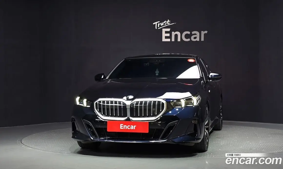 BMW 5 серия 2025 2.0 автомат (гидро), фото 3 BMW 5 серия 2025 2.0 автомат (гидро), фото 3