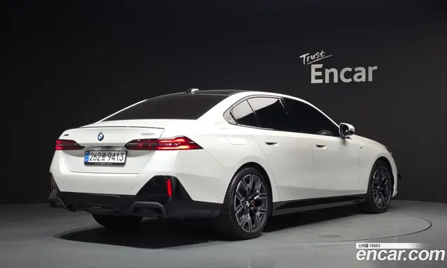 BMW 5 серия 2025 2.0 автомат (гидро), миниатюра 2