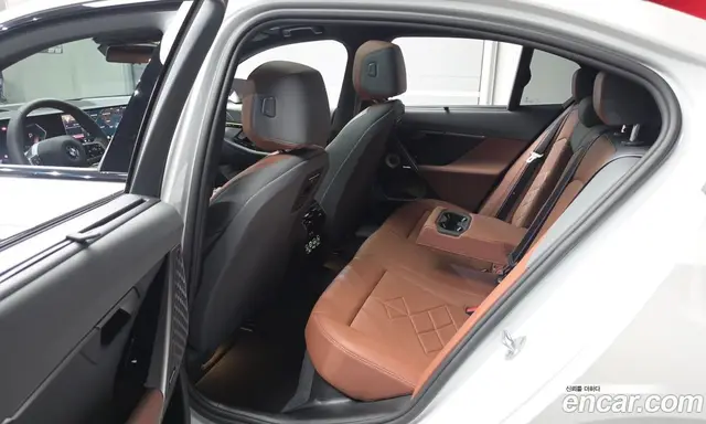 BMW 5 серия 2025 2.0 автомат (гидро), миниатюра 11