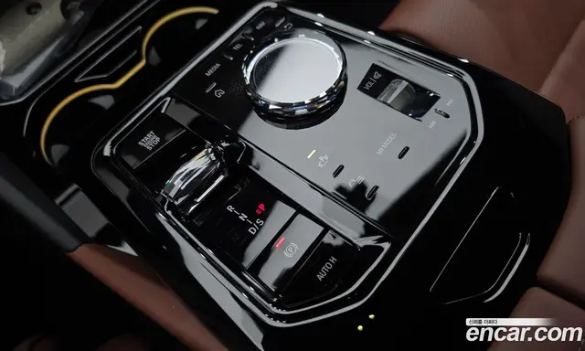 BMW 5 серия 2025 2.0 автомат (гидро), миниатюра 9