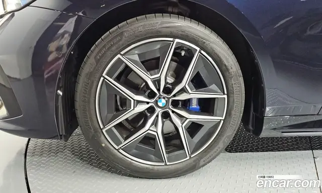 BMW 5 серия 2026 2.0 автомат (гидро), миниатюра 5 BMW 5 серия 2026 2.0 автомат (гидро), миниатюра 5