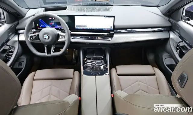 BMW 5 серия 2026 2.0 автомат (гидро), миниатюра 10 BMW 5 серия 2026 2.0 автомат (гидро), миниатюра 10