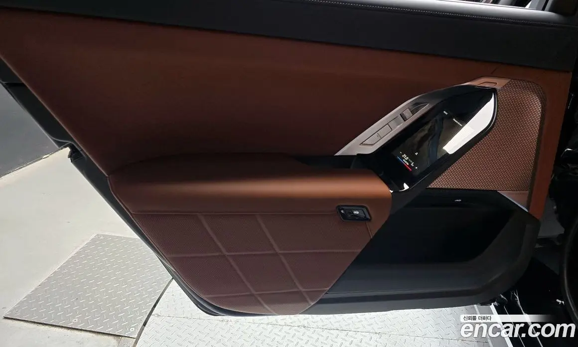 BMW 7 серия 2025 3.0 автомат (гидро), фото 15