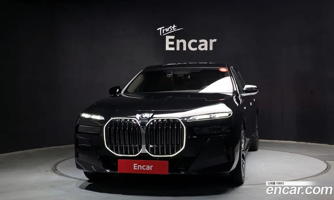 BMW 7 серия 2025 3.0 автомат (гидро), фото 3