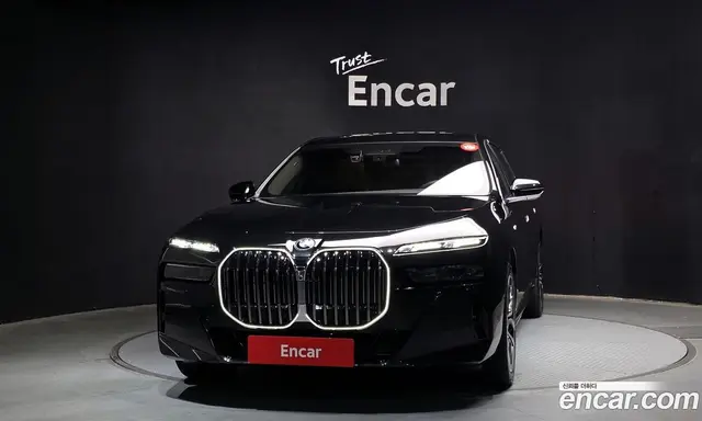 BMW 7 серия 2025 3.0 автомат (гидро), миниатюра 3