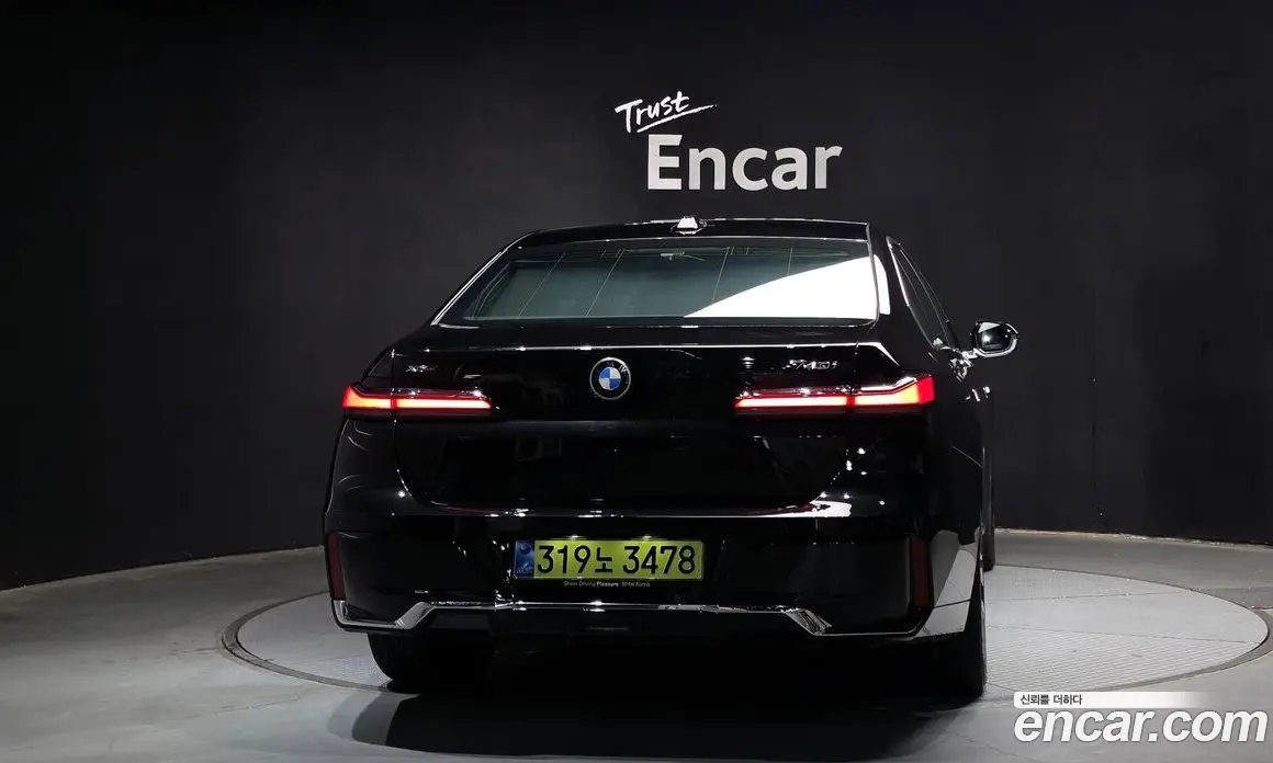 BMW 7 серия 2025 3.0 автомат (гидро), фото 4