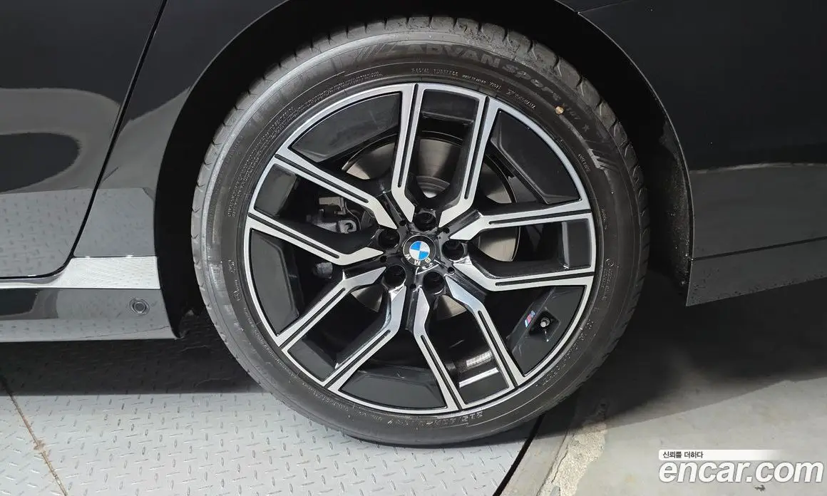 BMW 7 серия 2025 3.0 автомат (гидро), фото 7