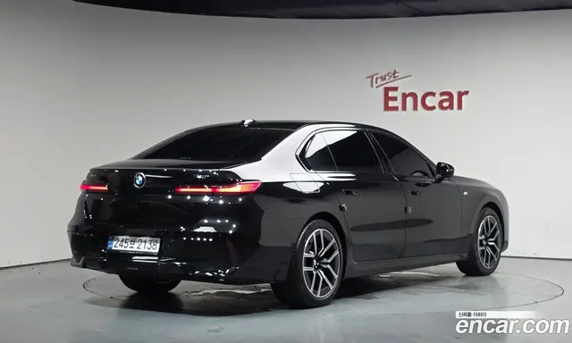 BMW 7 серия, 2025, 13 160 км