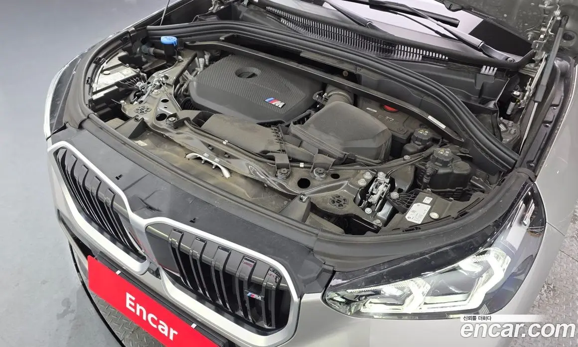 BMW X1 2024 2.0 автомат (гидро), фото 6