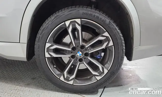 BMW X1 2024 2.0 автомат (гидро), миниатюра 7