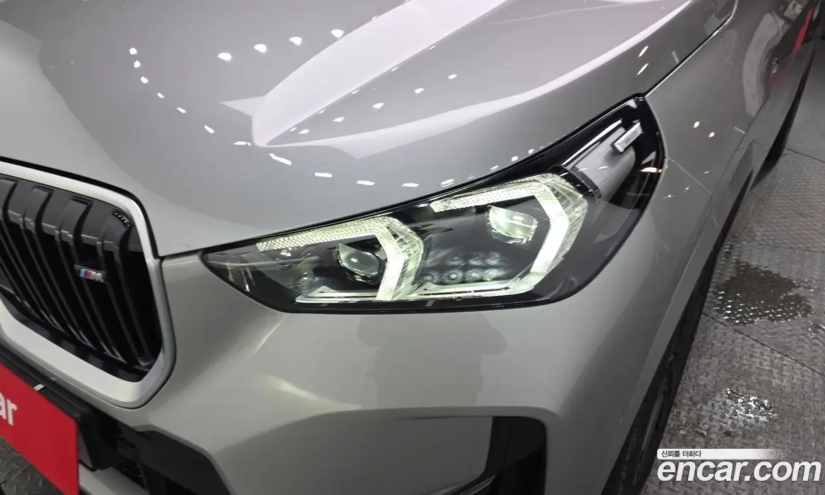 BMW X1 2024 2.0 автомат (гидро), фото 8