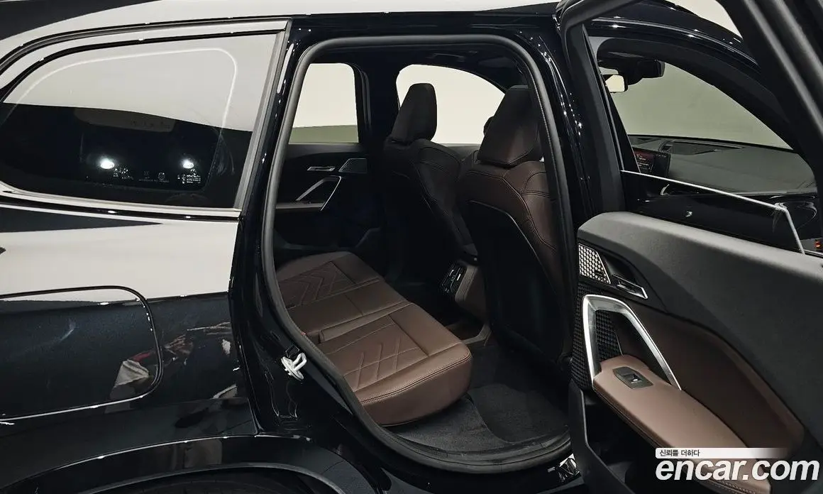 BMW X1 2025 2.0 автомат (гидро), фото 17