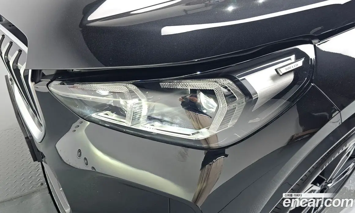 BMW X1 2025 2.0 автомат (гидро), фото 7