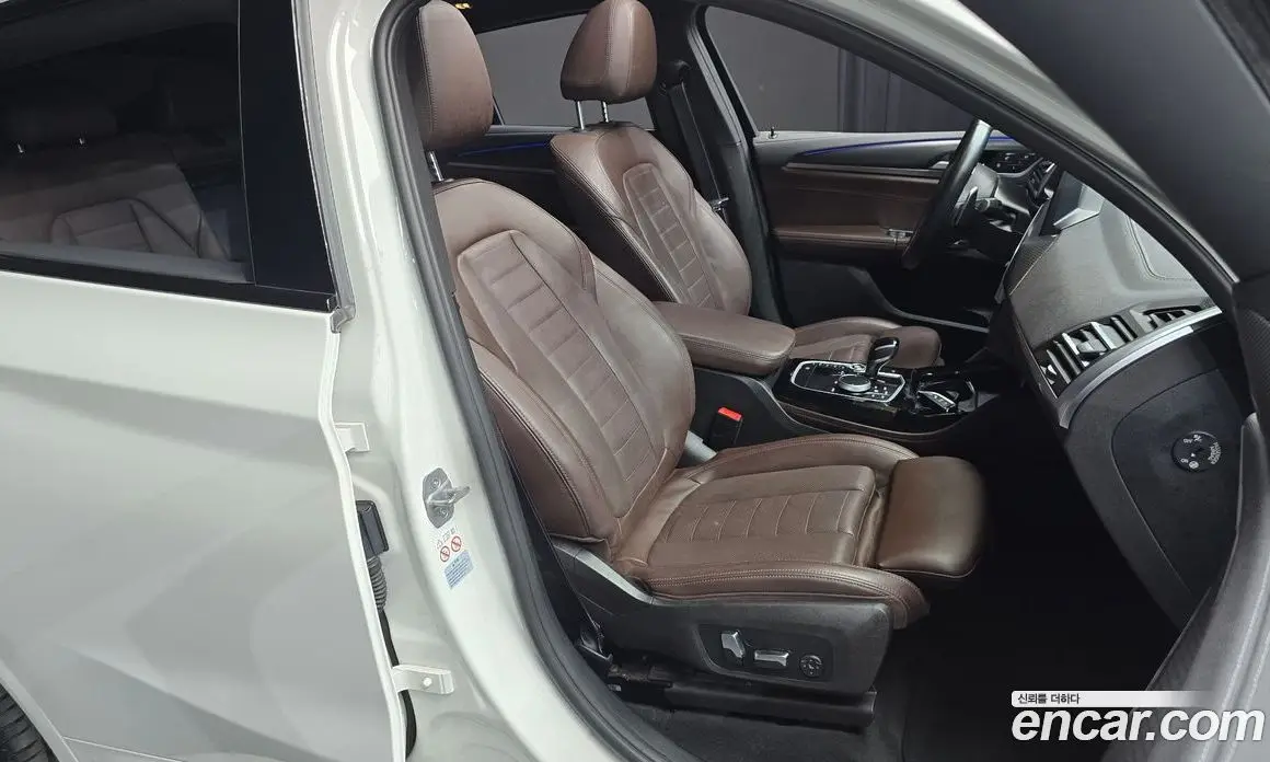 BMW X4 2023 2.0 автомат (гидро), фото 16