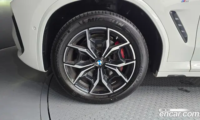 BMW X4 2023 2.0 автомат (гидро), миниатюра 5