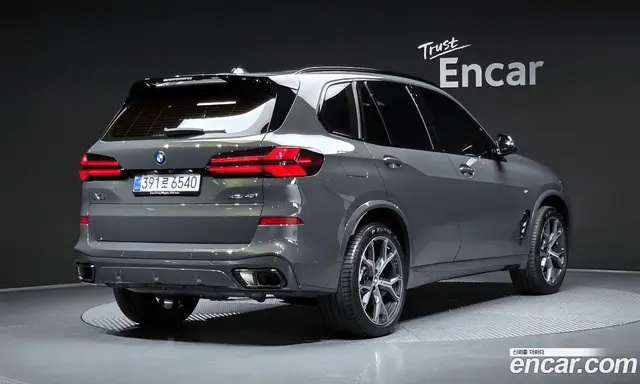 BMW X5, 2025, 5 810 км