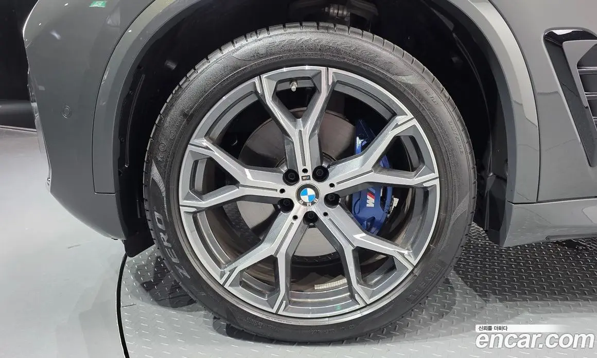 BMW X5 2025 3.0 автомат (гидро), фото 4 BMW X5 2025 3.0 автомат (гидро), фото 4