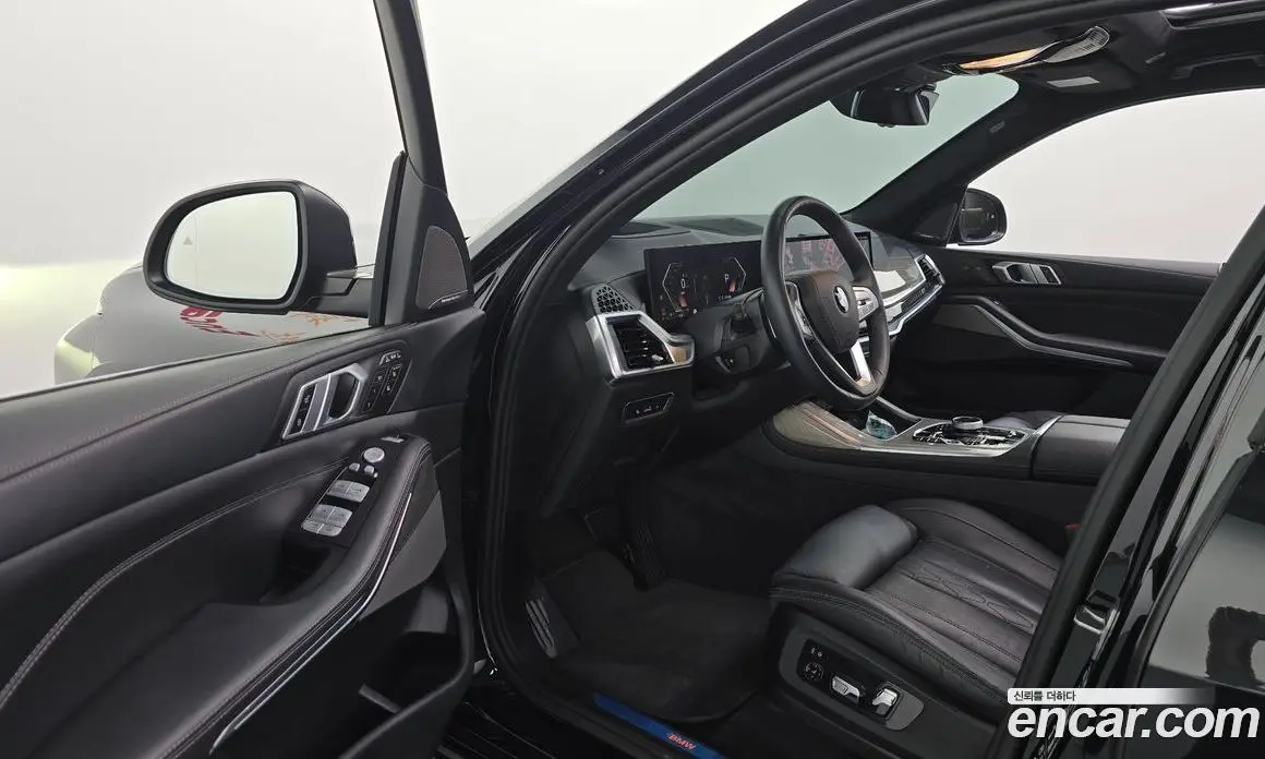 BMW X7 2024 3.0 автомат (гидро), фото 13