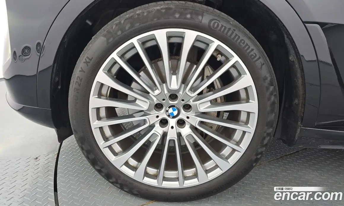 BMW X7 2024 3.0 автомат (гидро), фото 5