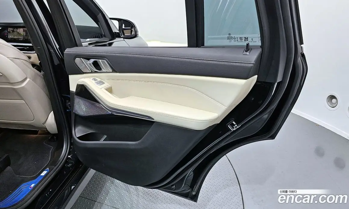 BMW X7 2025 4.4 автомат (гидро), фото 15 BMW X7 2025 4.4 автомат (гидро), фото 15