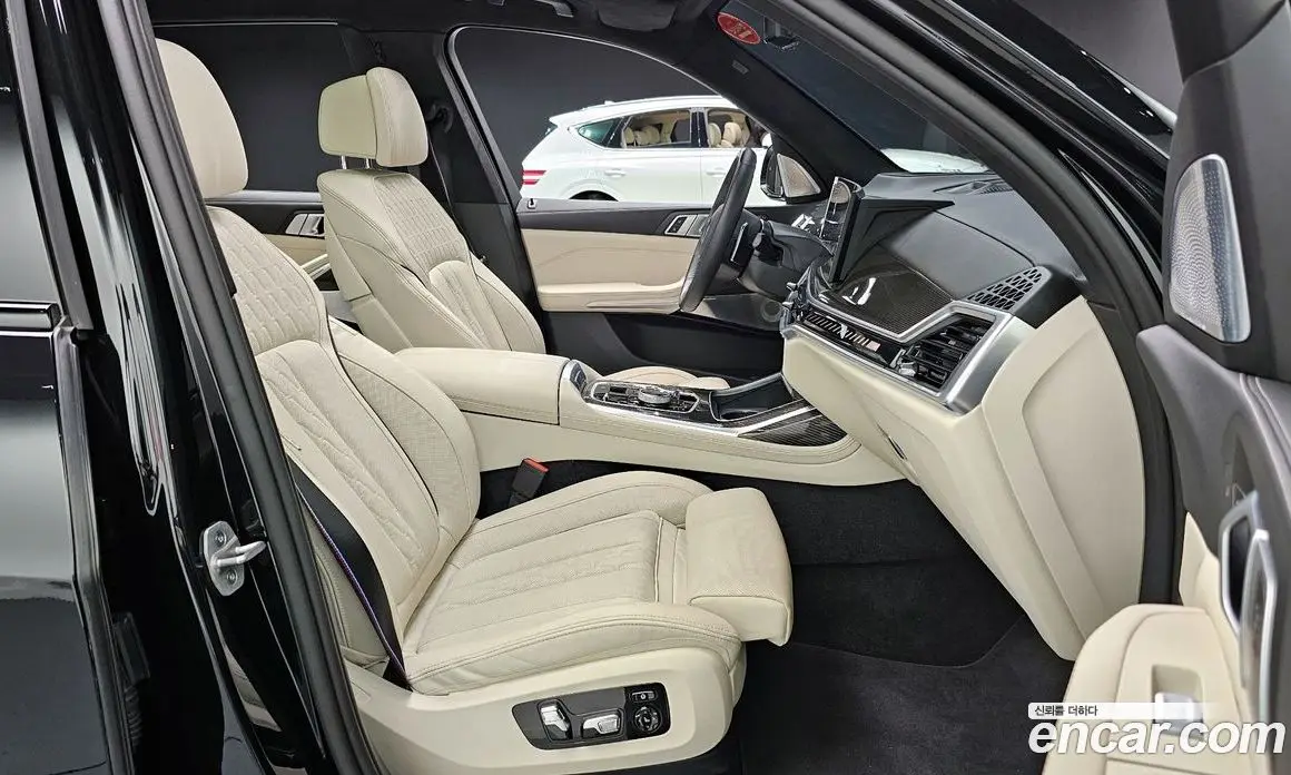 BMW X7 2025 4.4 автомат (гидро), фото 18 BMW X7 2025 4.4 автомат (гидро), фото 18