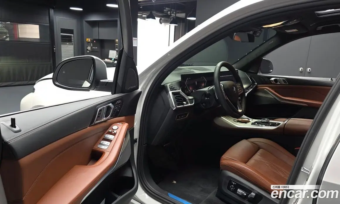 BMW X7 2025 3.0 автомат (гидро), фото 13 BMW X7 2025 3.0 автомат (гидро), фото 13