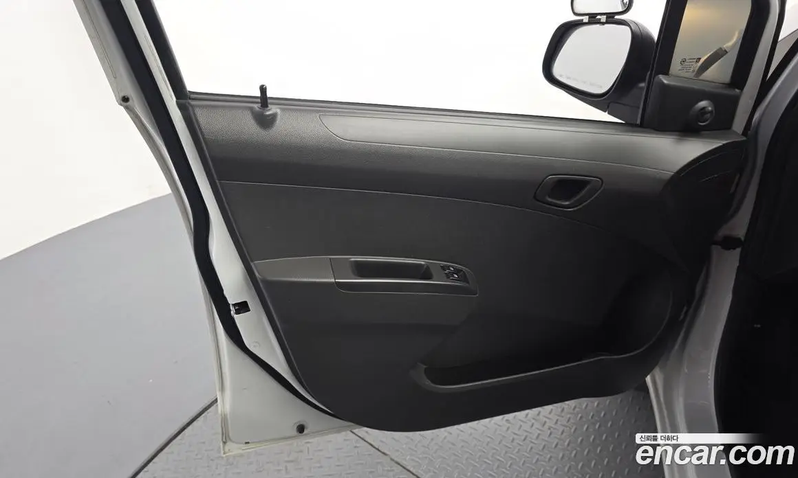 Chevrolet Spark 2013 1.0 автомат (гидро), фото 14