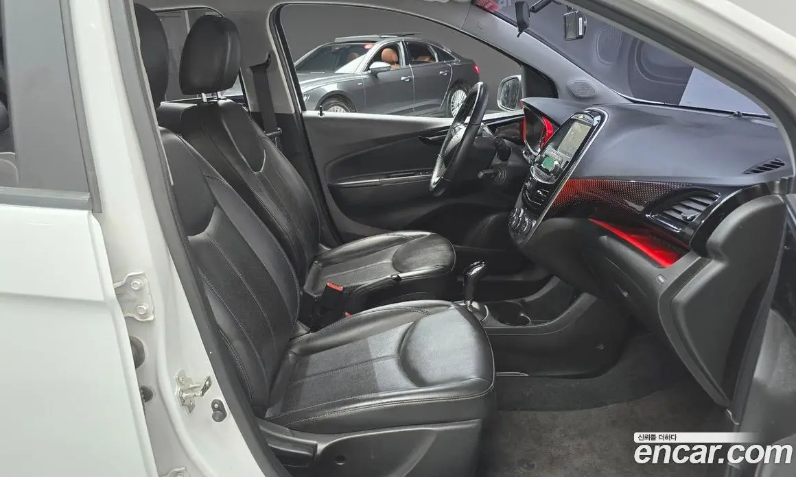 Chevrolet Spark 2017 1.0 автомат (гидро), фото 16