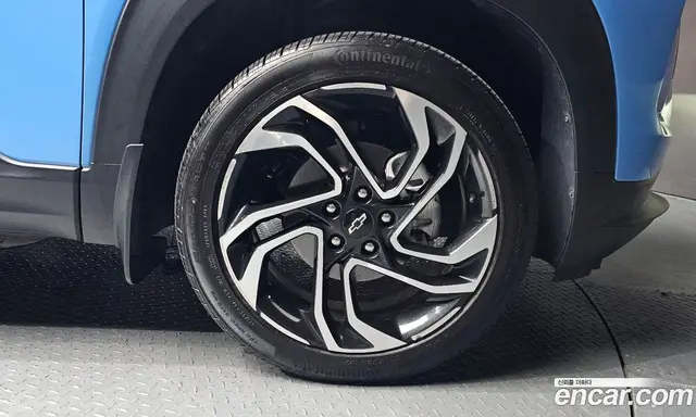 Chevrolet TrailBlazer 2023 1.3 автомат (гидро), миниатюра 6