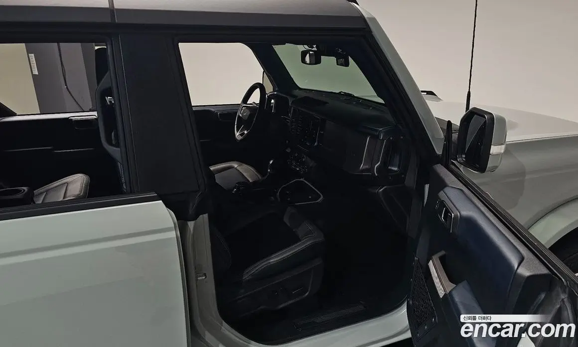 Ford Bronco 2023 2.7 автомат (гидро), фото 16