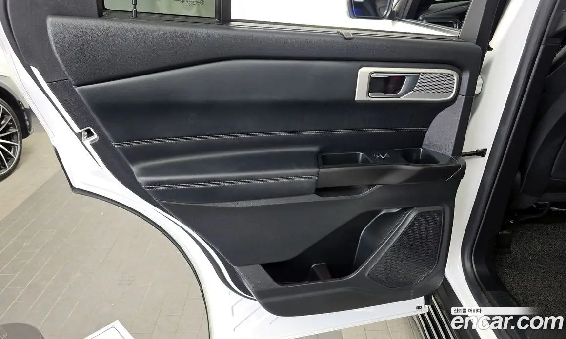 Ford Explorer 2020 2.3 автомат (гидро), фото 15