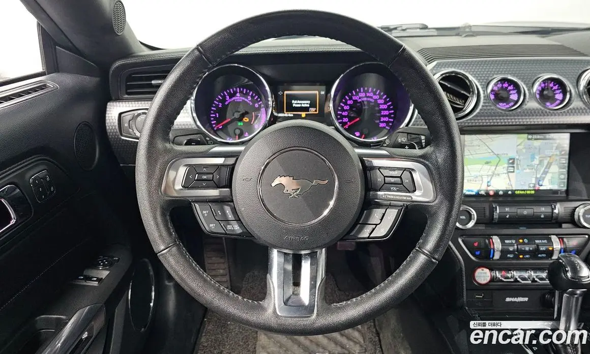 Ford Mustang 2017 2.3 автомат (гидро), фото 18
