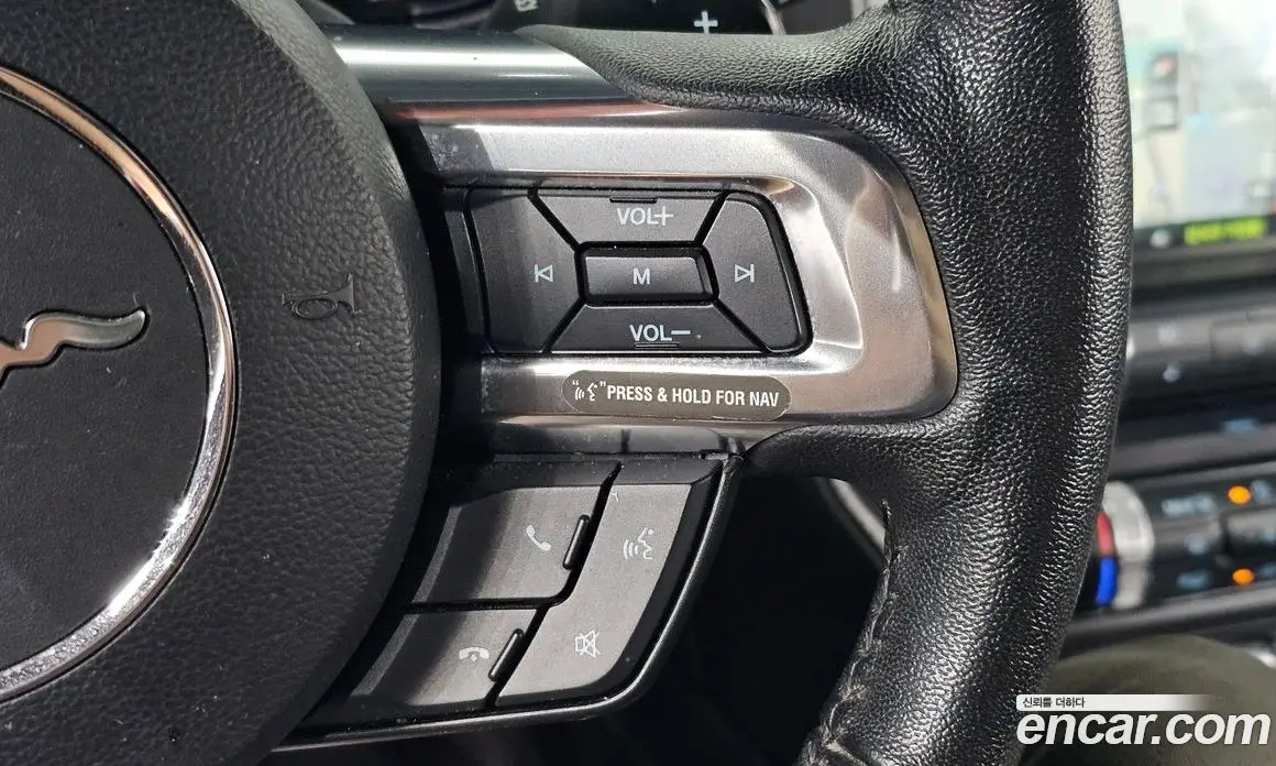 Ford Mustang 2017 2.3 автомат (гидро), фото 20