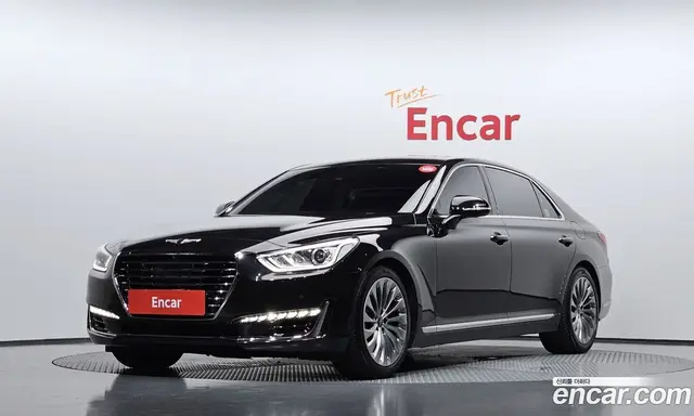 Genesis EQ900, 2017, 136 097 км