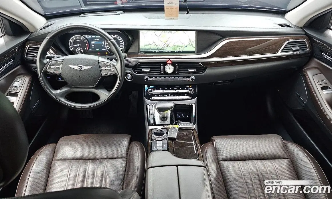 Genesis EQ900 2017 3.3 автомат (гидро), фото 10 Genesis EQ900 2017 3.3 автомат (гидро), фото 10