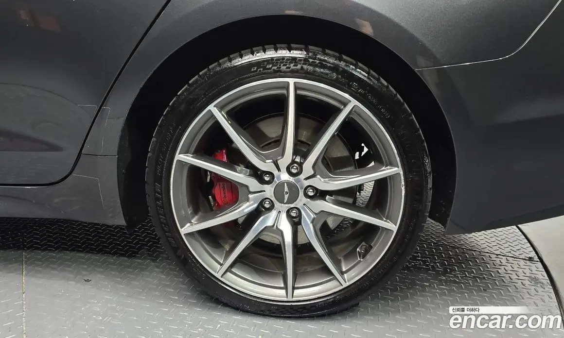 Genesis G70 2019 2.0 автомат (гидро), фото 7 Genesis G70 2019 2.0 автомат (гидро), фото 7