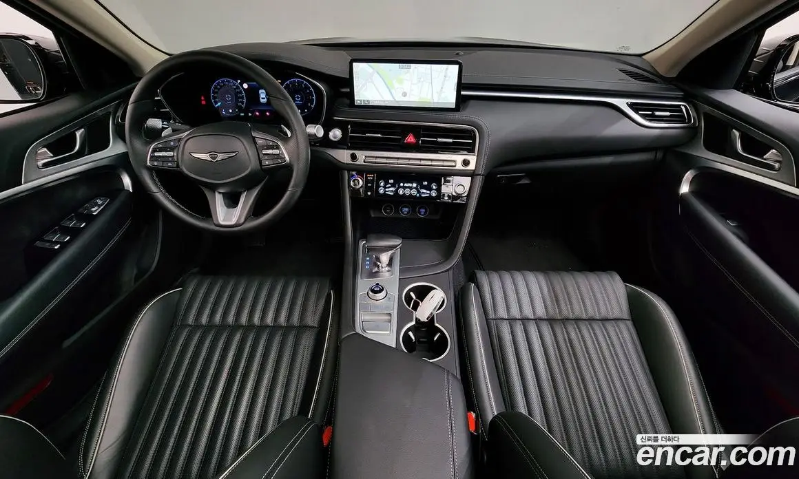 Genesis G70 2025 2.5 автомат (гидро), фото 10 Genesis G70 2025 2.5 автомат (гидро), фото 10