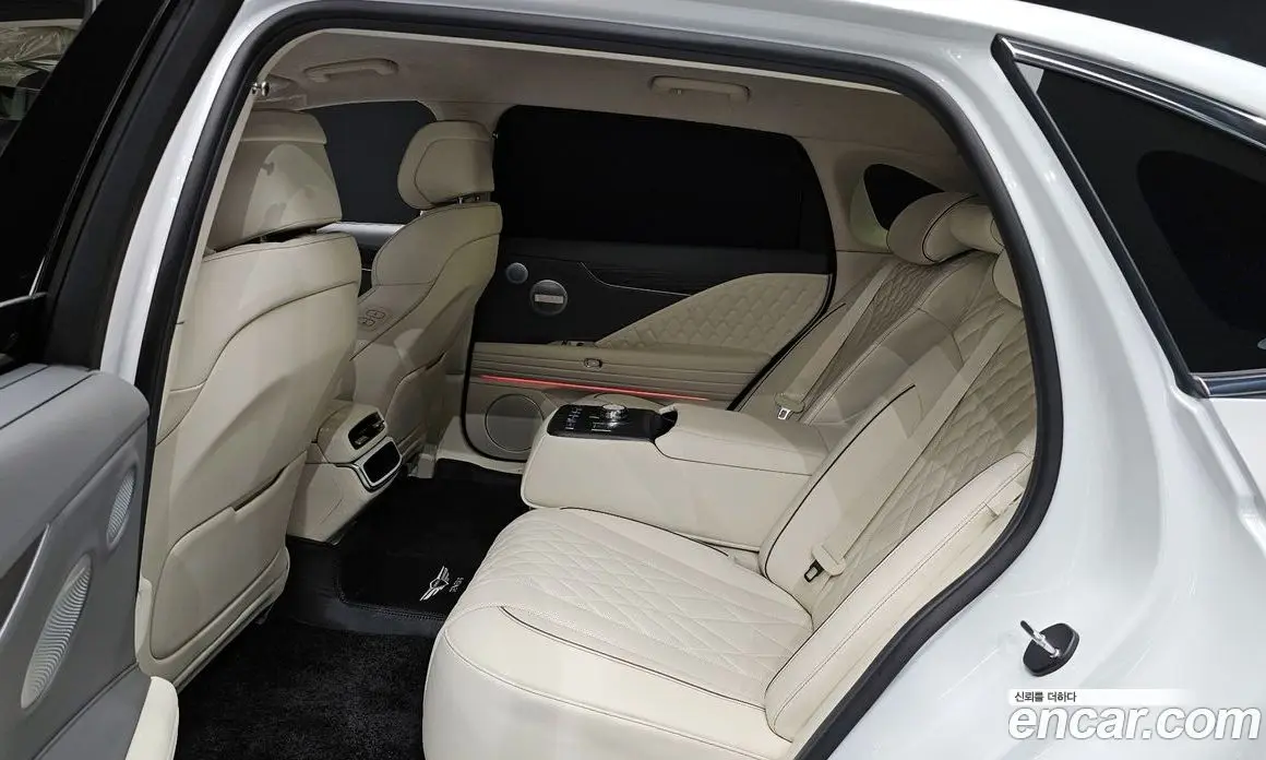 Genesis G80 2025 0.2 автомат (гидро), фото 17