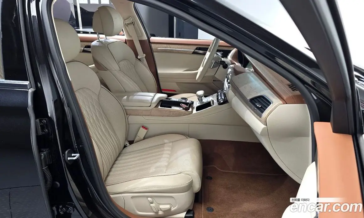 Genesis G90 2019 3.8 автомат (гидро), фото 15 Genesis G90 2019 3.8 автомат (гидро), фото 15